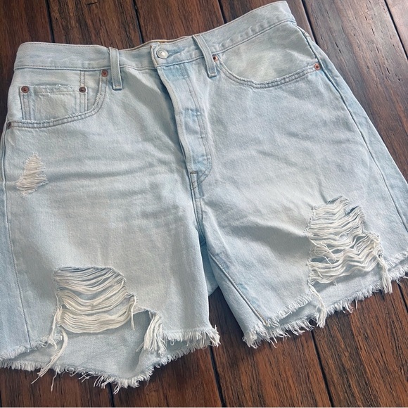 Levi’s 501 Button Fly Cut Off Festival Shorts Lightwash Size 31 Ripped Cotton - Picture 12 of 12